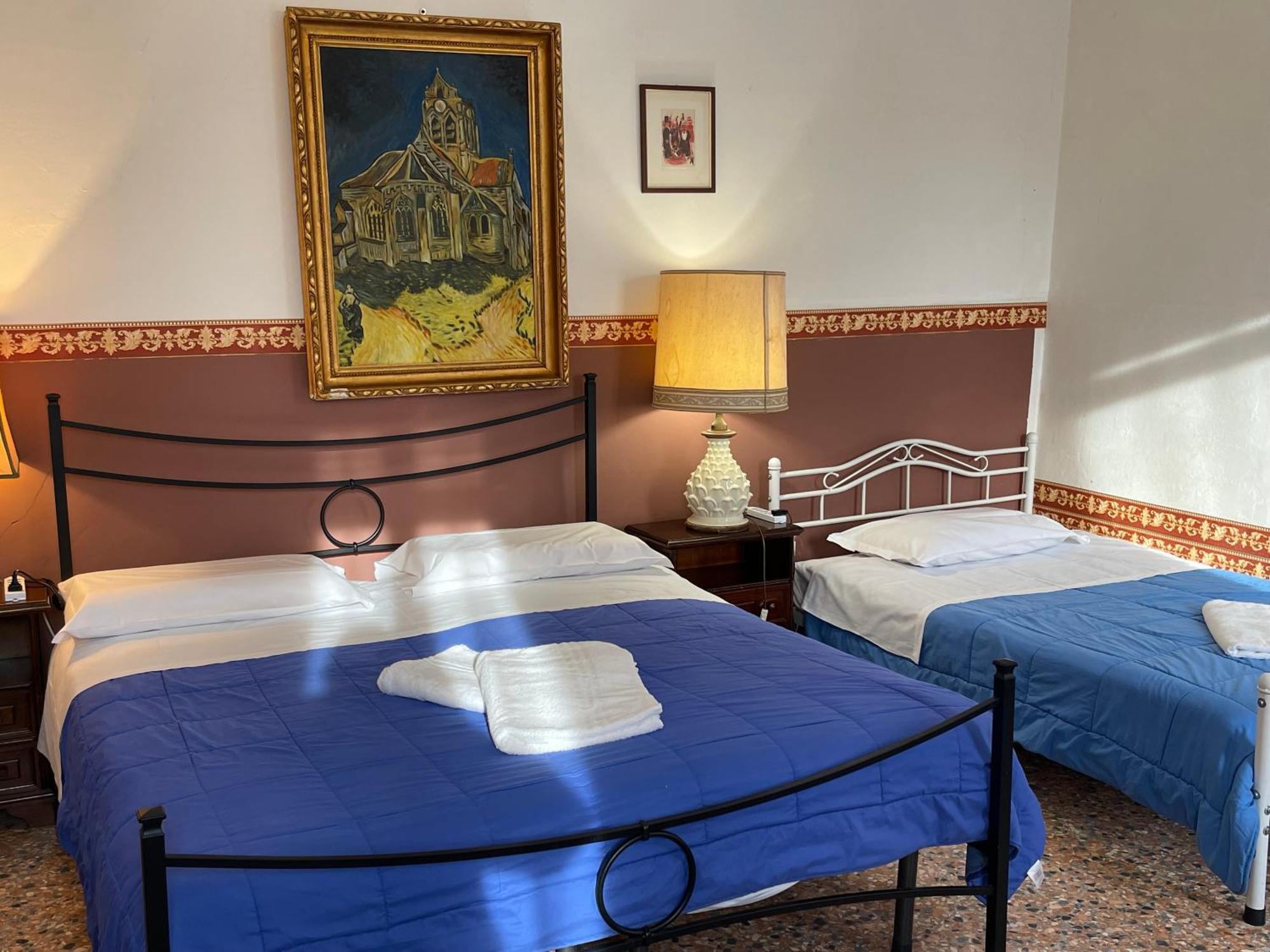 Princess Guest House Canal View Венеція Екстер'єр фото