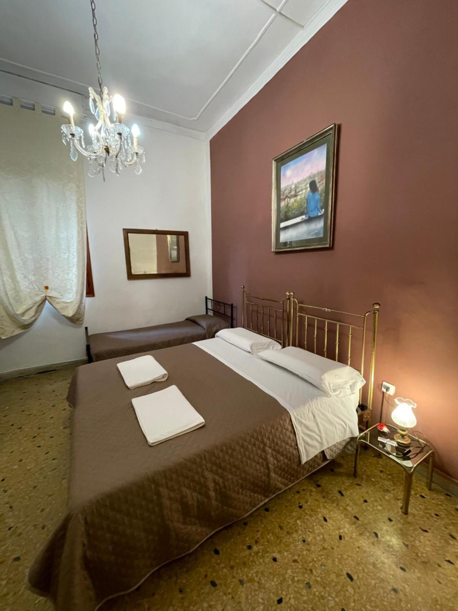 Princess Guest House Canal View Венеція Екстер'єр фото